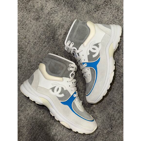 Chanel 18P Blue White Grey CC Logo Lace Up Tie Flat Trainer High Top Sneaker 38 - Picture 3 of 16